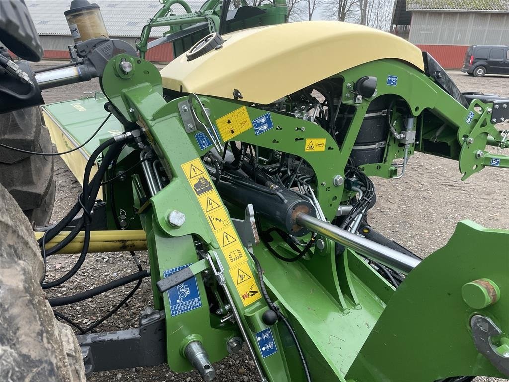 Mähwerk типа Krone EASYCUT B1050 CV COLLECT NY MODEL SERIE, Gebrauchtmaschine в Ribe (Фотография 10)