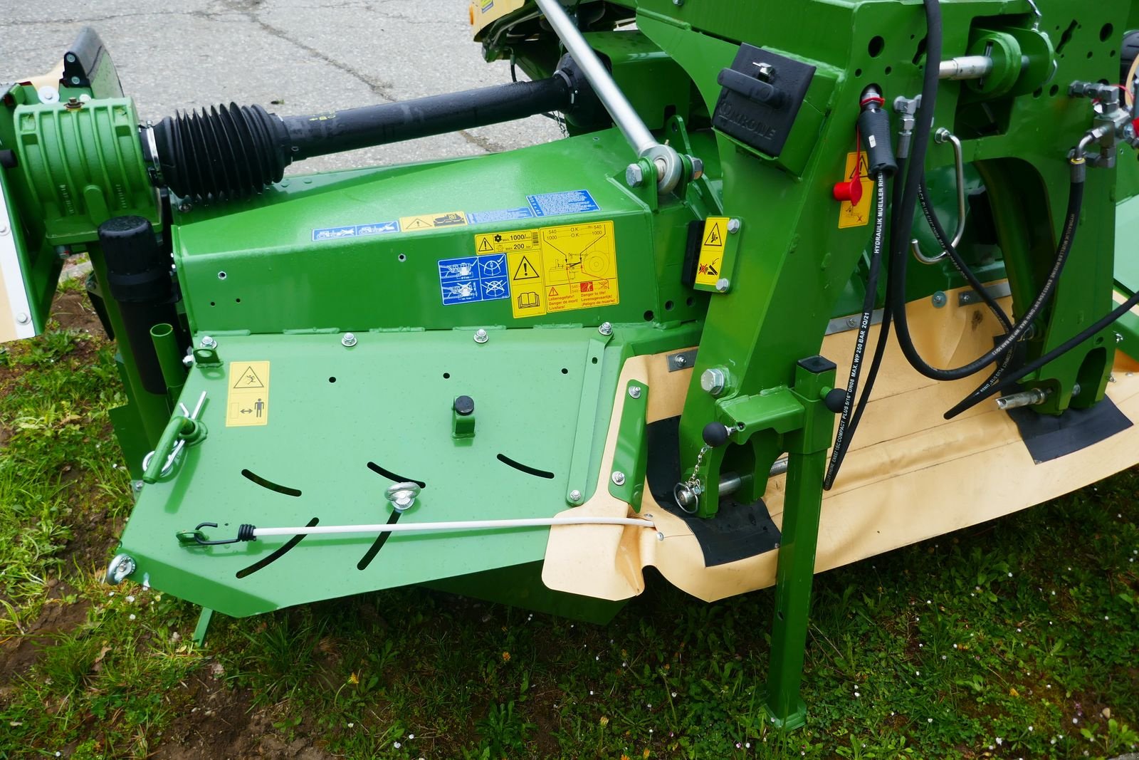 Mähwerk Türe ait Krone EasyCut F 320 CV Pull Gen. 2, Gebrauchtmaschine içinde Villach (resim 14)