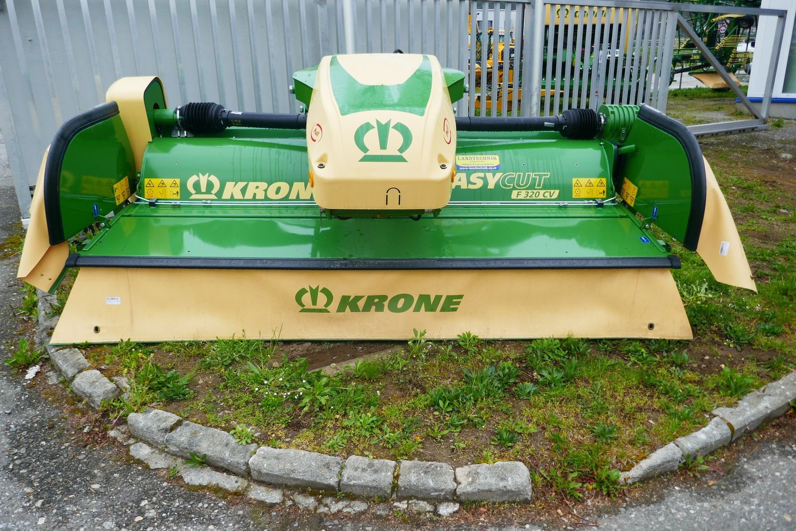 Mähwerk Türe ait Krone EasyCut F 320 CV Pull Gen. 2, Gebrauchtmaschine içinde Villach (resim 2)
