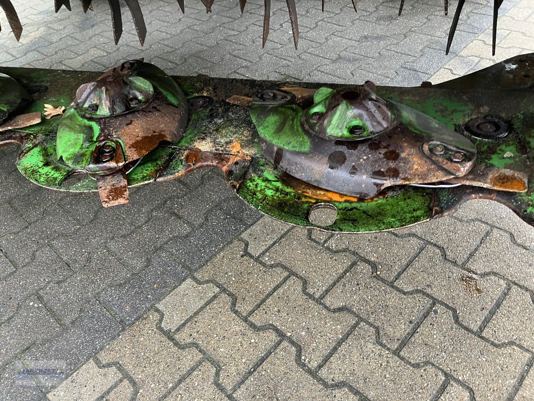 Mähwerk des Typs Krone EASYCUT F 320 CV, Gebrauchtmaschine in Aurich (Bild 12)