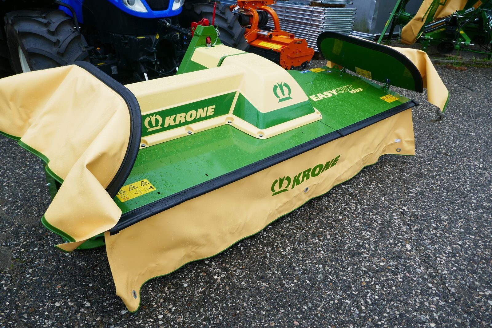 Mähwerk typu Krone EasyCut F 320 P gen. 2, Gebrauchtmaschine v Villach (Obrázek 1)