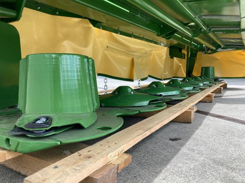 Mähwerk Türe ait Krone EasyCut F 360 M, Neumaschine içinde Gorredijk (resim 5)