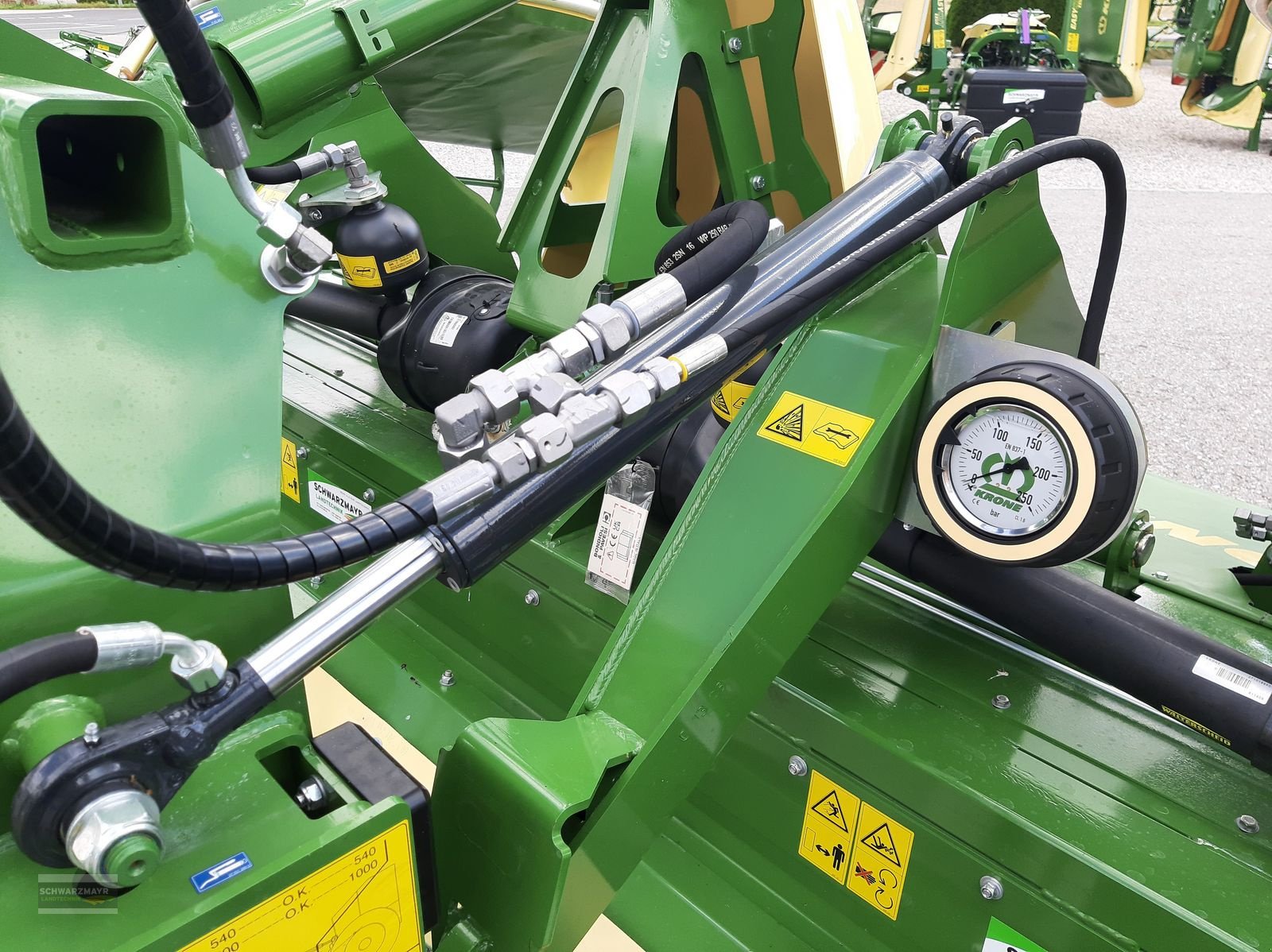 Mähwerk of the type Krone EasyCut F 400 Fold, Neumaschine in Aurolzmünster (Picture 13)