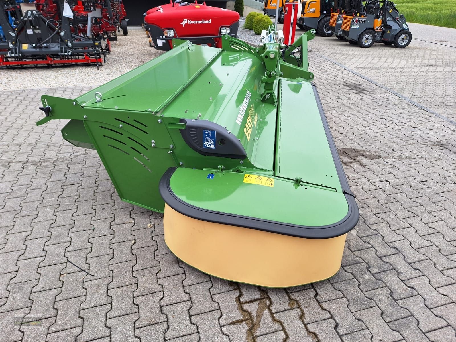 Mähwerk of the type Krone EasyCut R 320 CV, Neumaschine in Aurolzmünster (Picture 2)