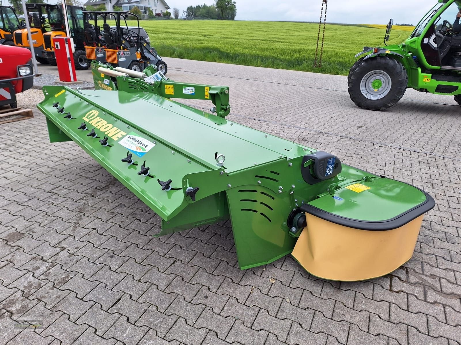 Mähwerk of the type Krone EasyCut R 320 CV, Neumaschine in Aurolzmünster (Picture 3)