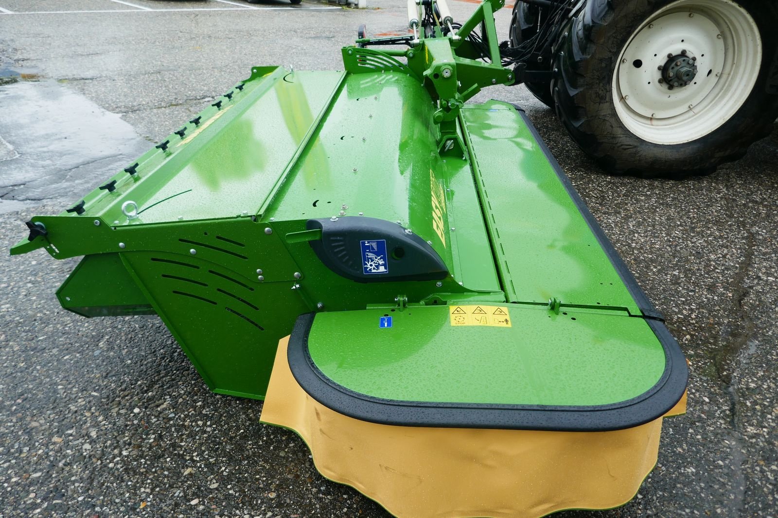 Mähwerk типа Krone EasyCut R 320 CV, Gebrauchtmaschine в Villach (Фотография 11)