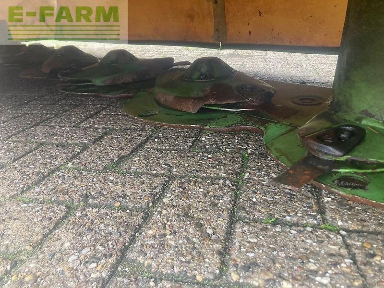 Mähwerk Türe ait Krone easycut r320, Gebrauchtmaschine içinde gg VEGHEL (resim 3)