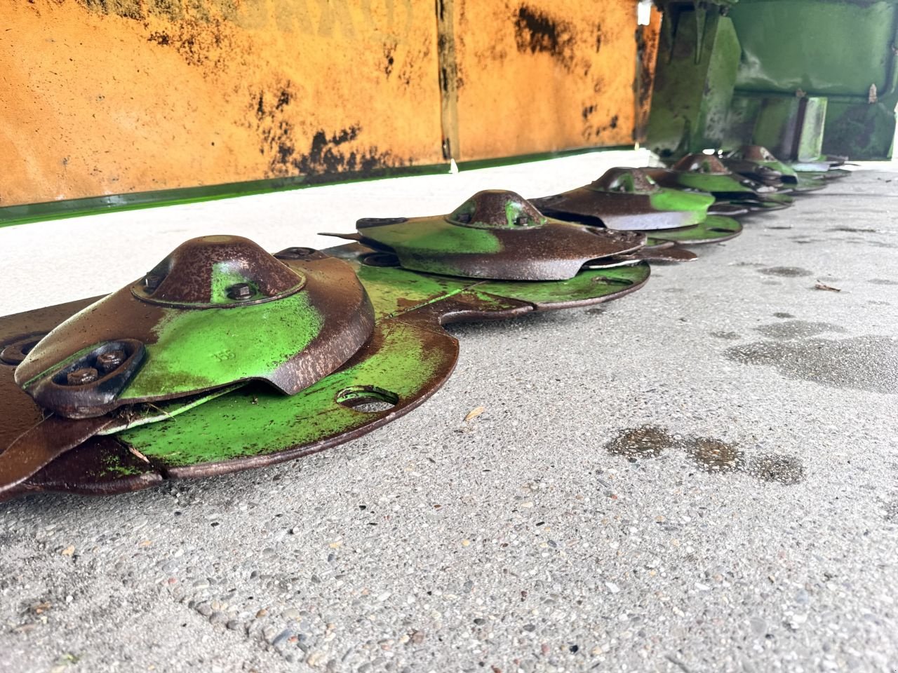 Mähwerk a típus Krone Easycut R360, Gebrauchtmaschine ekkor: Leusden (Kép 8)