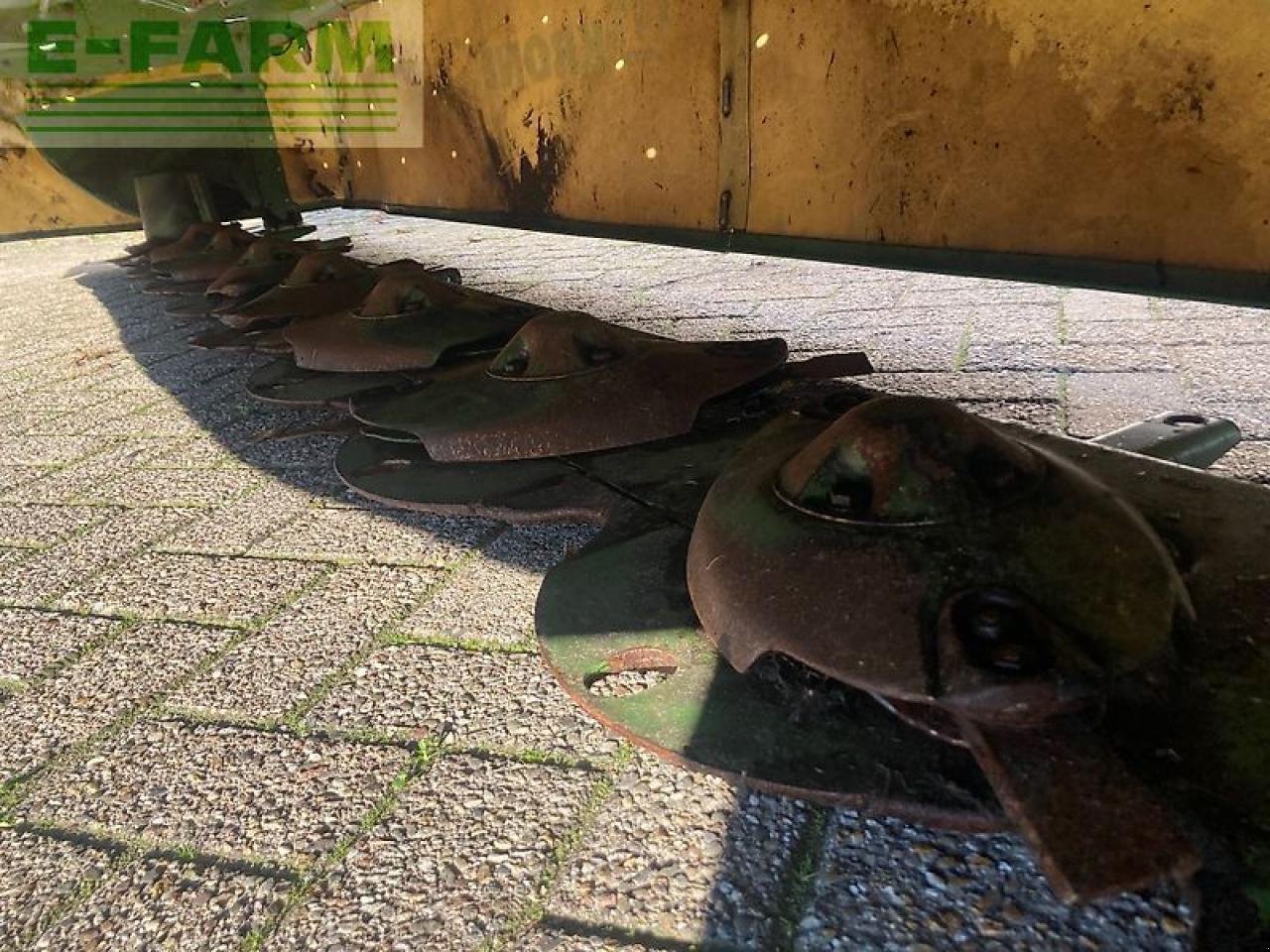 Mähwerk van het type Krone easycut r400, Gebrauchtmaschine in gg VEGHEL (Foto 10)