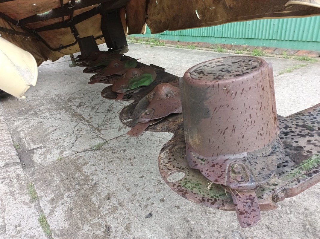 Mähwerk от тип Krone EasyCut32P + EasyCut9140, Gebrauchtmaschine в Liebenwalde (Снимка 17)