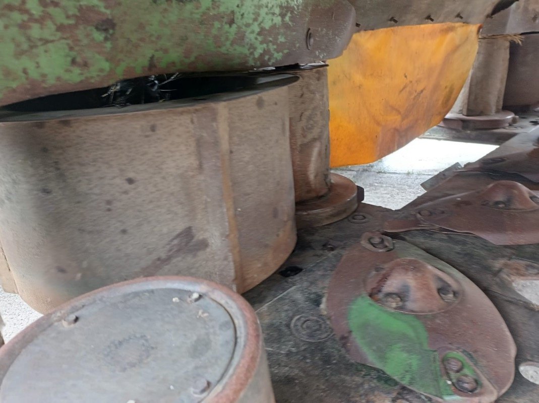 Mähwerk от тип Krone EasyCut32P + EasyCut9140, Gebrauchtmaschine в Liebenwalde (Снимка 28)