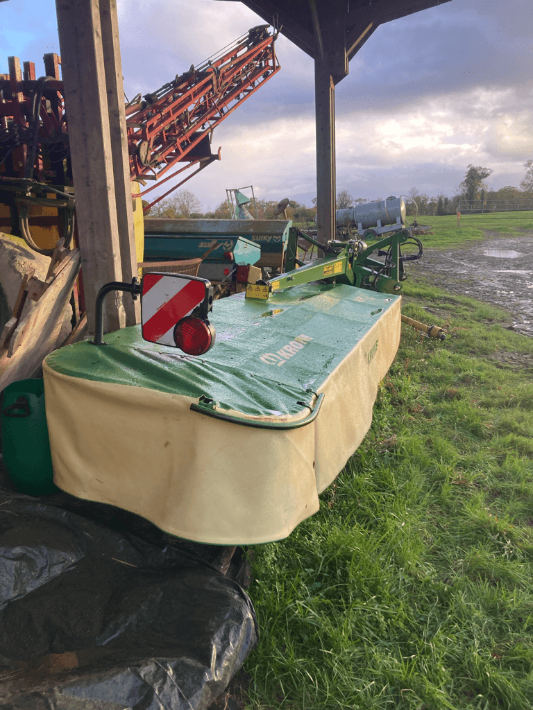 Mähwerk typu Krone EC R400, Gebrauchtmaschine w CINTHEAUX (Zdjęcie 2)
