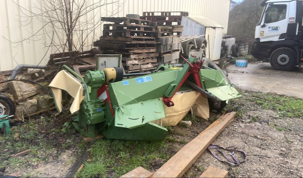 Mähwerk del tipo Krone Ecf 32 cv, Gebrauchtmaschine In Millau (Immagine 3)