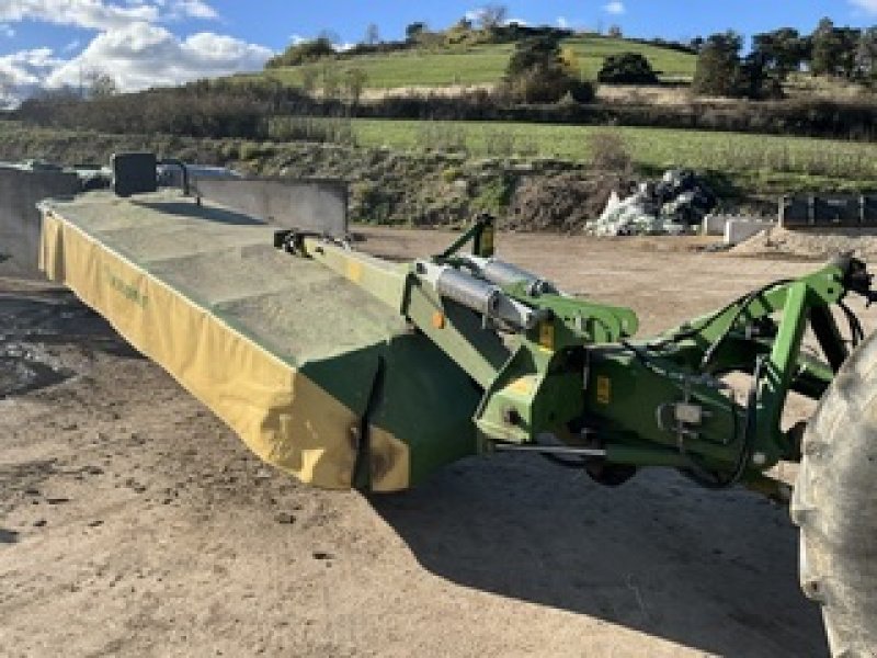 Mähwerk of the type Krone ECR 400, Gebrauchtmaschine in SAINT NIZIER DE FORNAS (Picture 1)