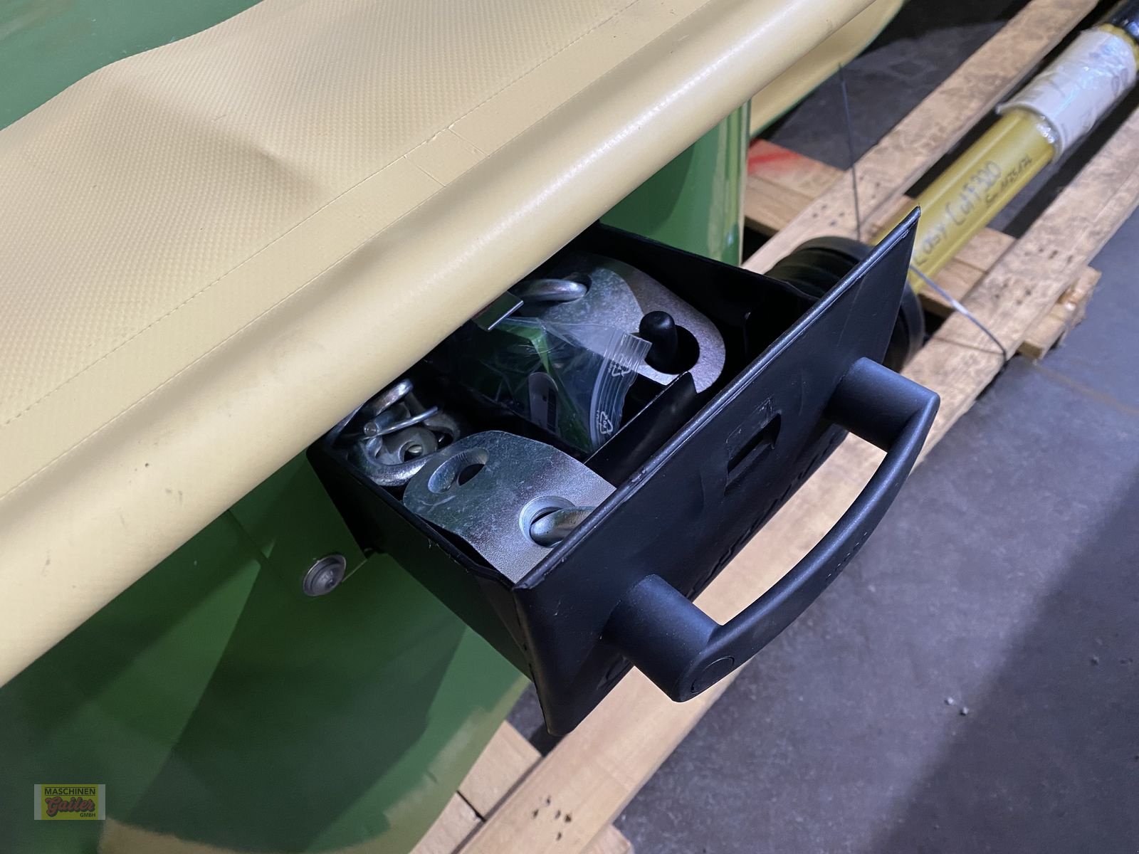 Mähwerk of the type Krone F 320 Gen 3 &#34;Push&#34; mit Schwadleittrommel, Neumaschine in Kötschach (Picture 17)