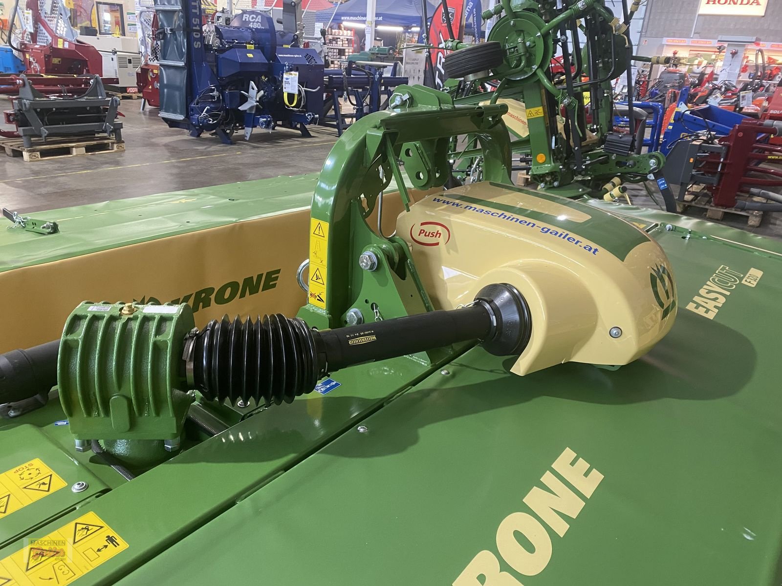 Mähwerk of the type Krone F 320 Gen 3 &#34;Push&#34; mit Schwadleittrommel, Neumaschine in Kötschach (Picture 7)