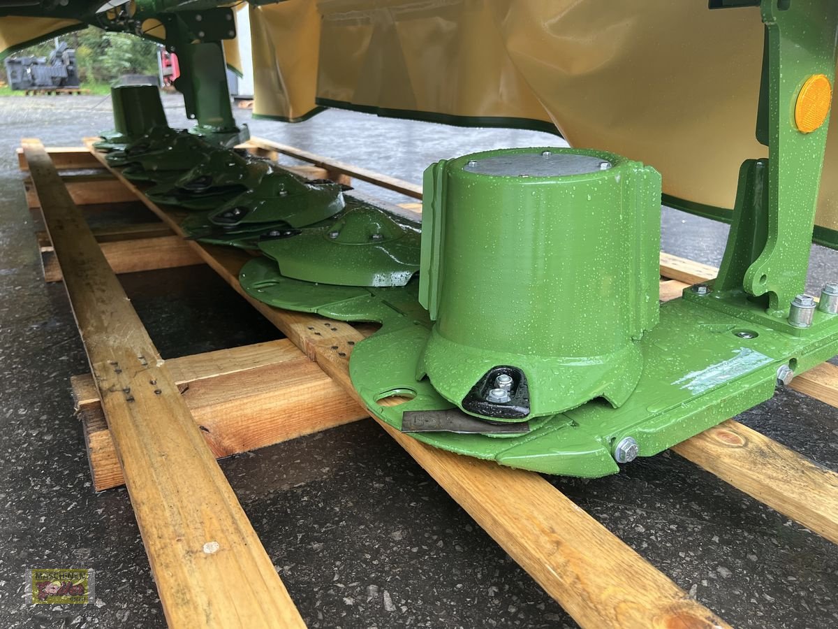 Mähwerk des Typs Krone F 320 M PULL &#34;Generation 3&#34;, Neumaschine in Kötschach (Bild 13)