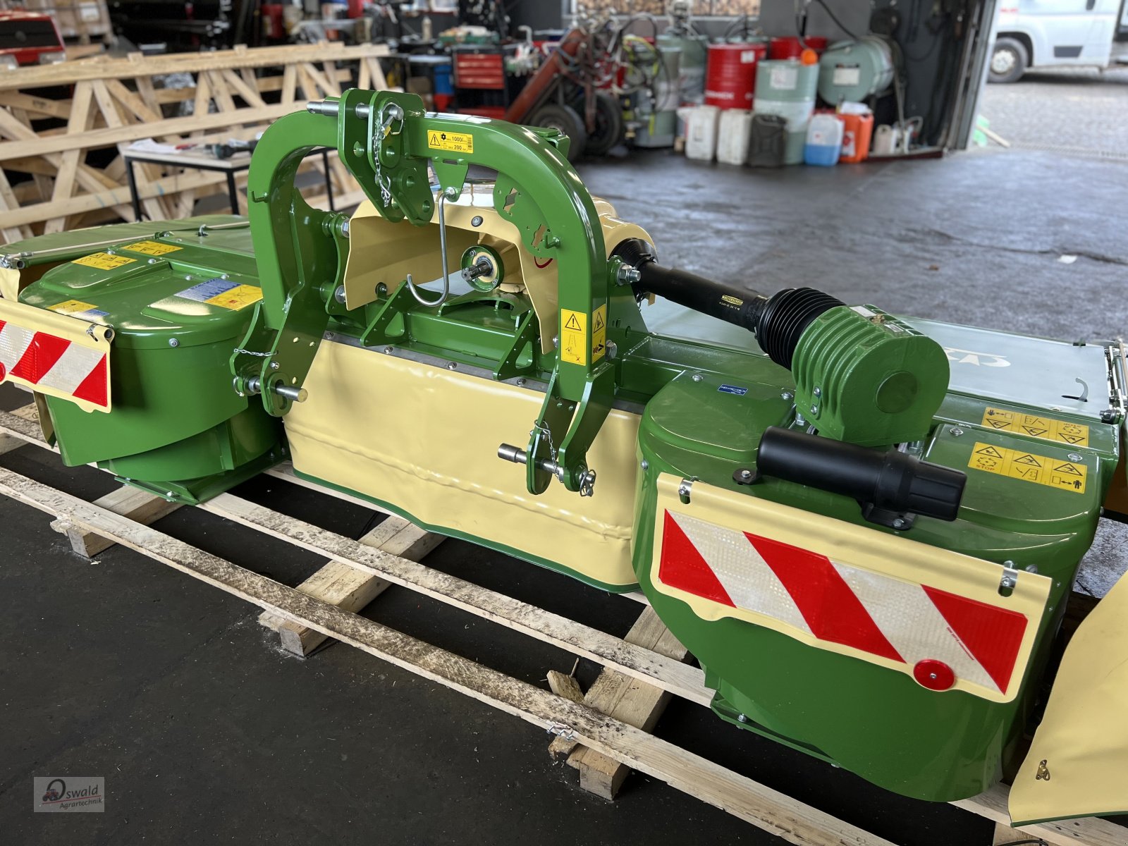 Mähwerk typu Krone F320 3.Generation, Neumaschine v Regen (Obrázek 2)