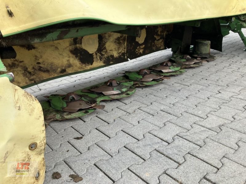 Mähwerk van het type Krone GEBR. EASYCUT R320, Gebrauchtmaschine in Plauen-Oberlosa (Foto 8)