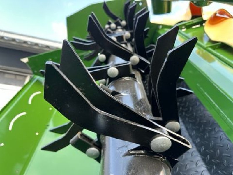 Mähwerk of the type Krone Heckscheibenmähwerk R280CV mit Aufbereiter, Neumaschine in Tamsweg (Picture 20)