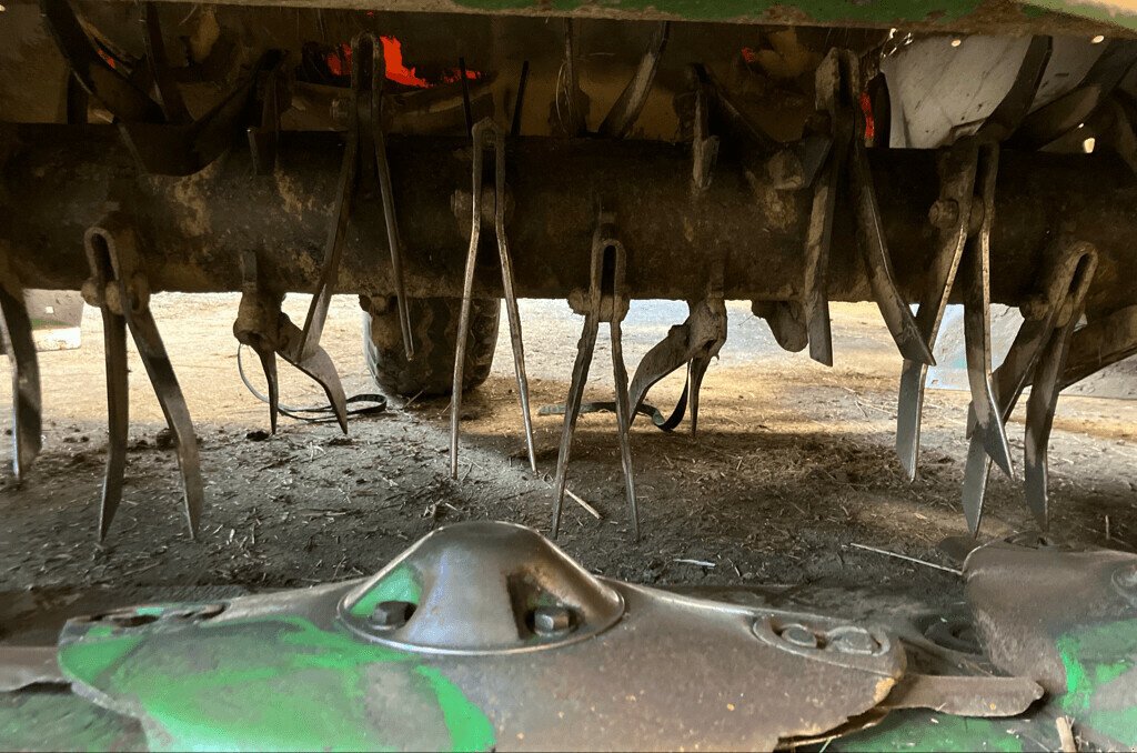 Mähwerk typu Krone KRONE EASY CUT F 320 CV, Gebrauchtmaschine v NOGENT (Obrázek 3)