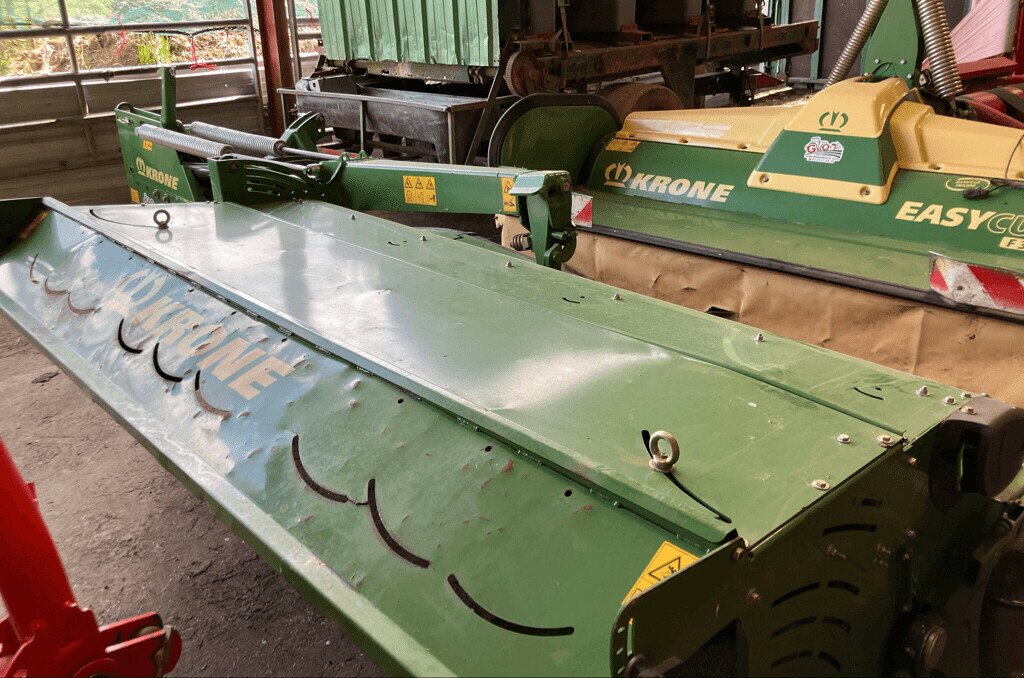 Mähwerk типа Krone KRONE EASY CUT R 320 CV, Gebrauchtmaschine в NOGENT (Фотография 2)