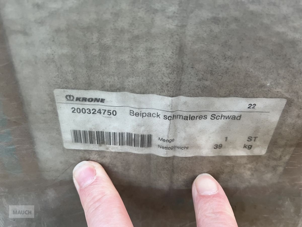 Mähwerk des Typs Krone schmalere Schwadablage Beipack, Neumaschine in Burgkirchen (Bild 4)