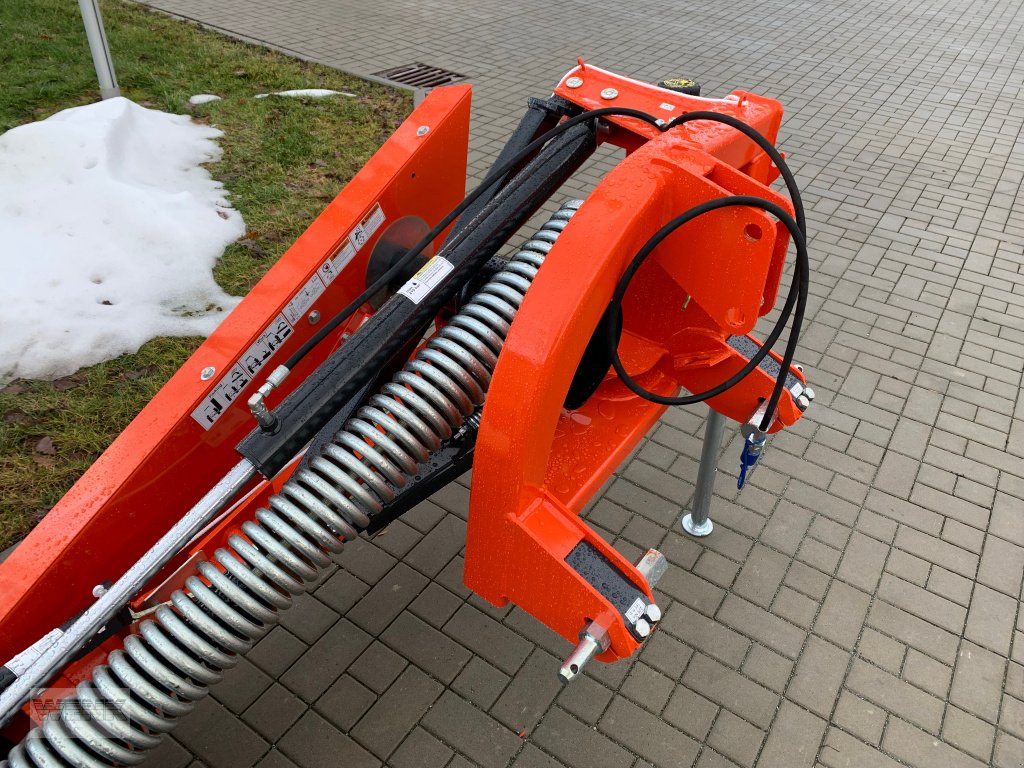 Mähwerk des Typs Kubota DM 2028, Neumaschine in Steinach (Bild 5)