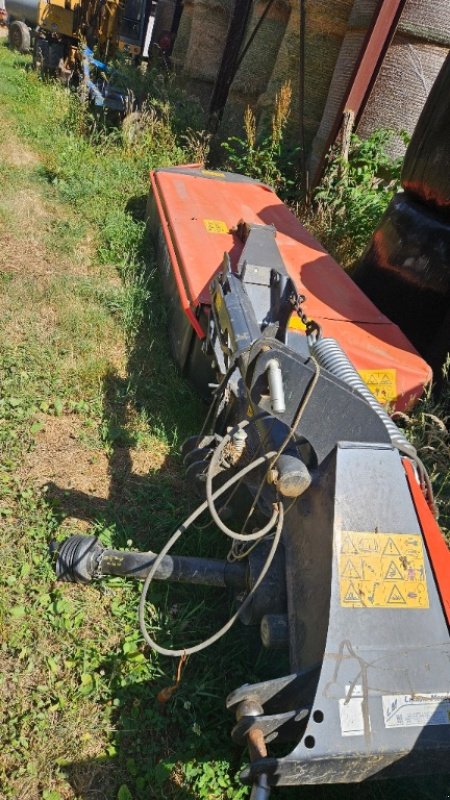 Mähwerk del tipo Kubota DM3036, Gebrauchtmaschine In COGNAC LA FORET (Immagine 2)
