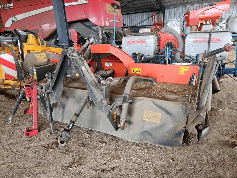 Mähwerk des Typs Kubota DM4023S, Gebrauchtmaschine in COGNAC LA FORET (Bild 1)