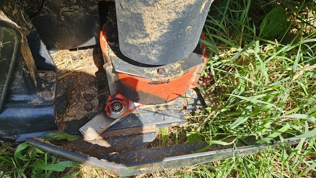 Mähwerk van het type Kubota DM4032S, Gebrauchtmaschine in COGNAC LA FORET (Foto 1)