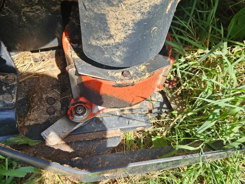 Mähwerk typu Kubota DM4032S, Gebrauchtmaschine v COGNAC LA FORET (Obrázek 1)