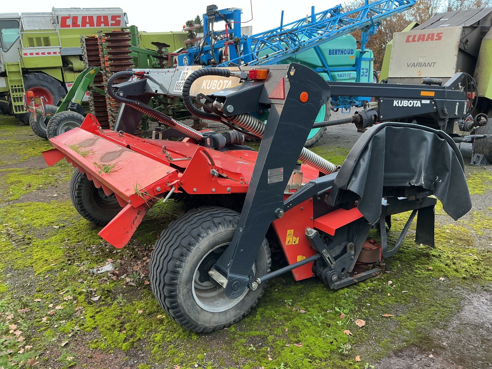 Mähwerk a típus Kubota FAUCHEUSE DMC 8032 T, Gebrauchtmaschine ekkor: ST CLEMENT DE LA PLACE (Kép 3)