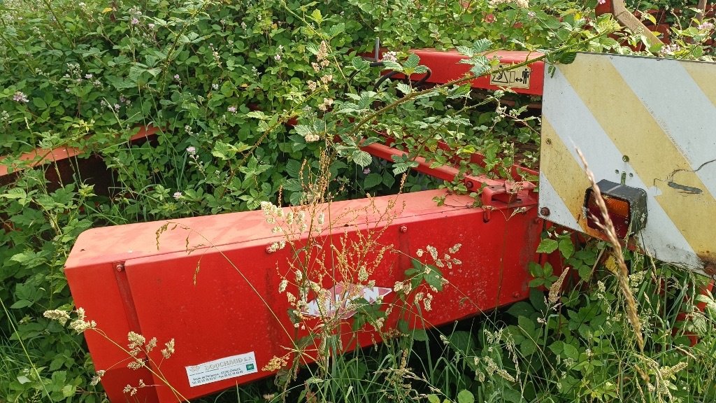 Mähwerk a típus Kuhn 3M, Gebrauchtmaschine ekkor: COGNAC LA FORET (Kép 2)
