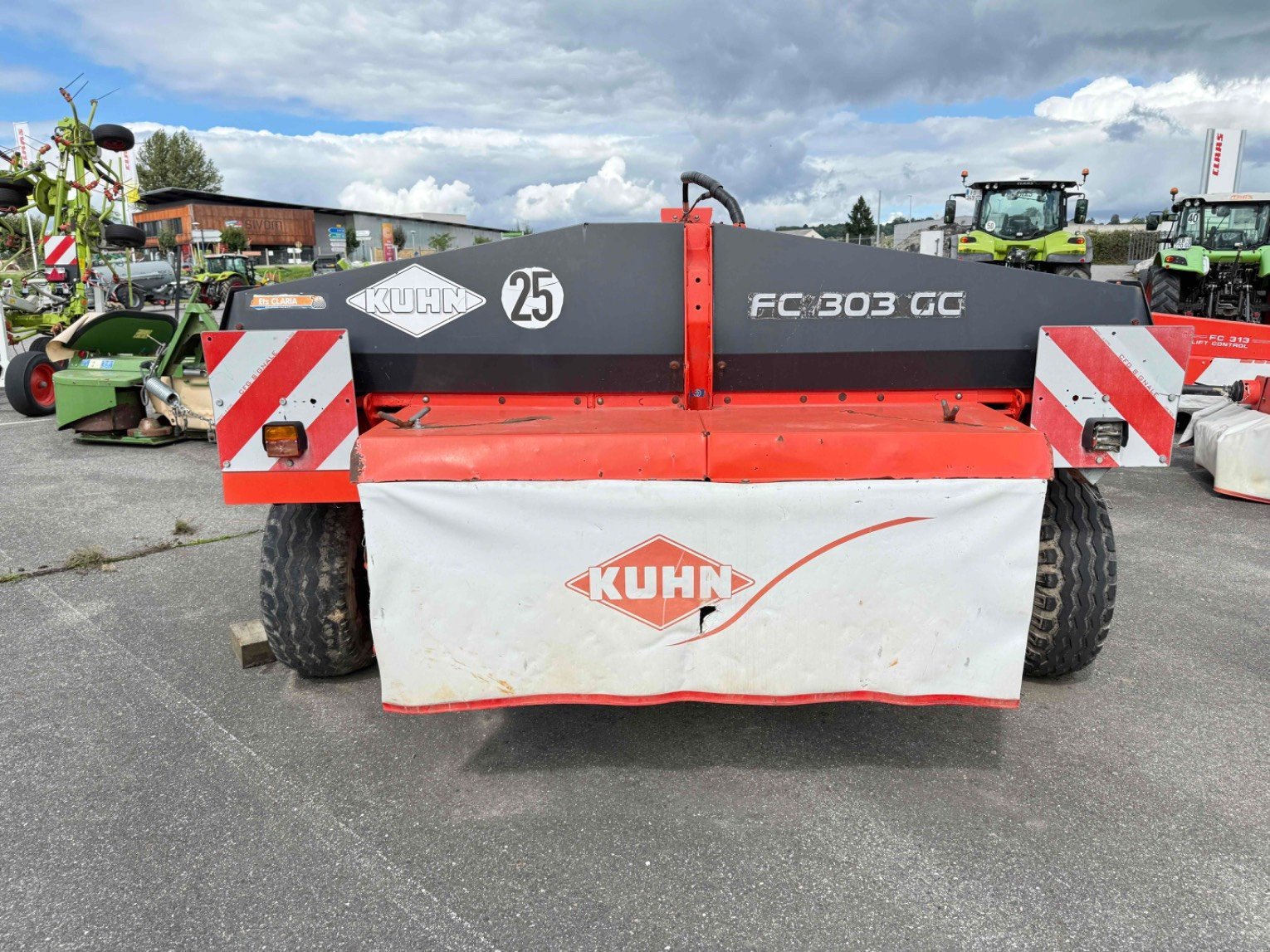 Mähwerk tip Kuhn Faucheuse conditionneuse FC 303 GC Kuhn, Gebrauchtmaschine in SAINT GAUDENS (Poză 11)