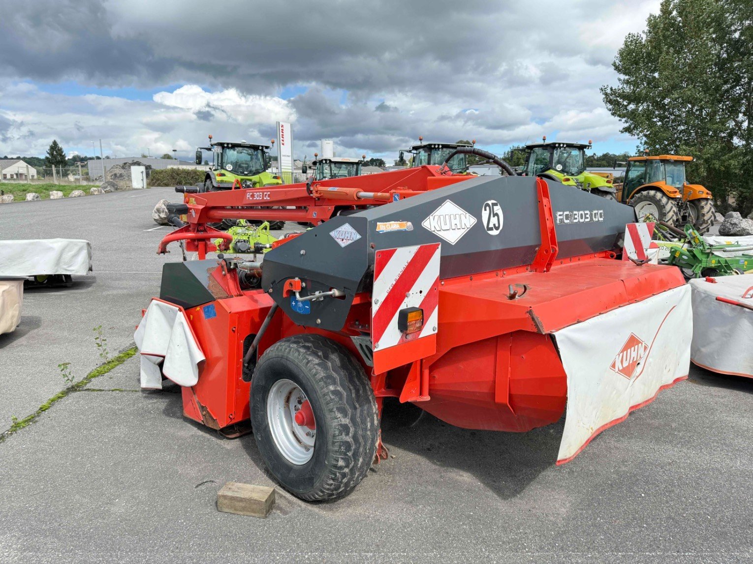 Mähwerk типа Kuhn Faucheuse conditionneuse FC 303 GC Kuhn, Gebrauchtmaschine в SAINT GAUDENS (Фотография 5)