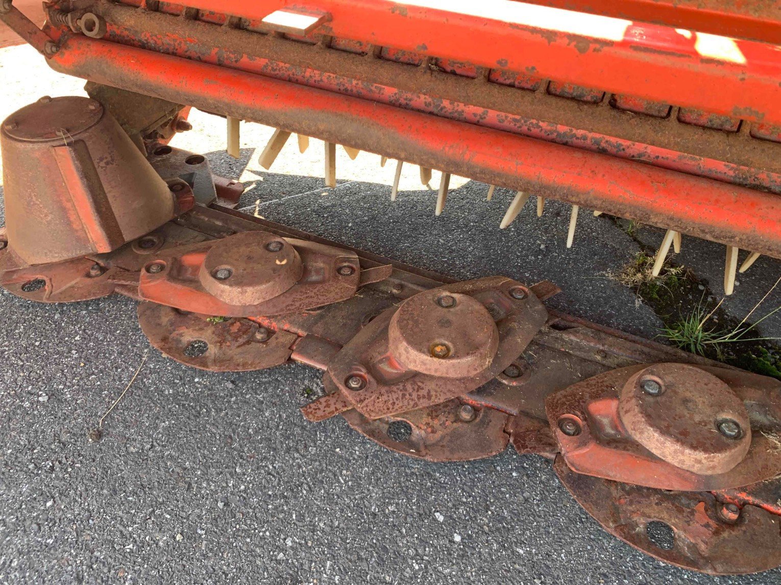 Mähwerk van het type Kuhn Faucheuse conditionneuse Fc 313 lift control Kuhn, Gebrauchtmaschine in SAINT GAUDENS (Foto 8)