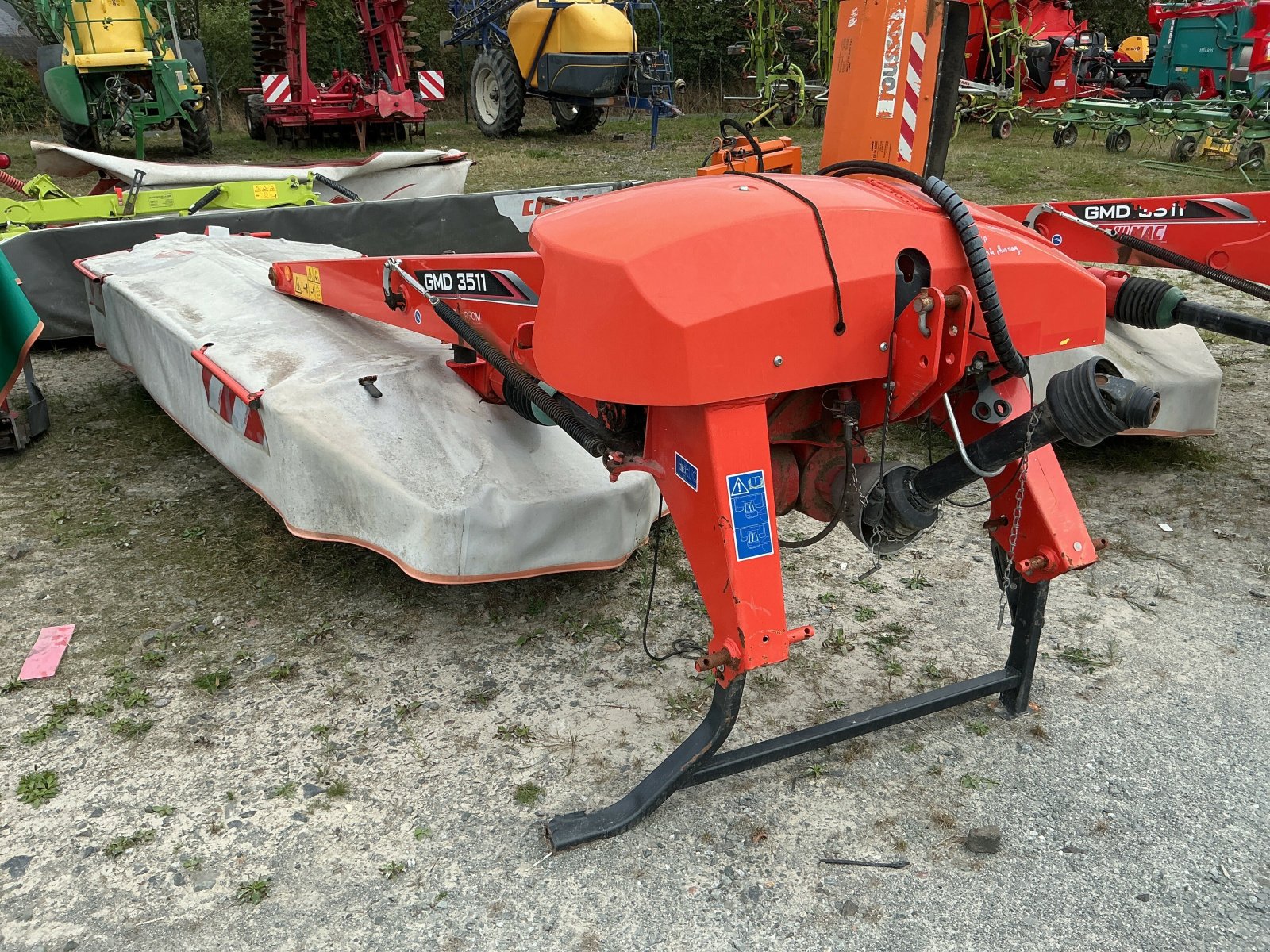 Mähwerk Türe ait Kuhn FAUCHEUSE KUHN GMD 3511FF, Gebrauchtmaschine içinde ST CLEMENT DE LA PLACE (resim 2)