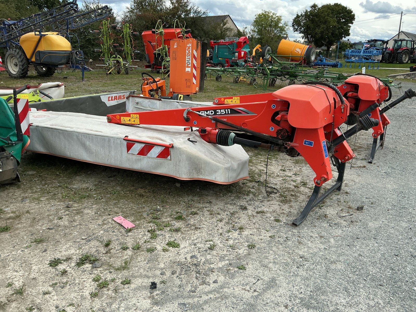 Mähwerk Türe ait Kuhn FAUCHEUSE KUHN GMD 3511FF, Gebrauchtmaschine içinde ST CLEMENT DE LA PLACE (resim 3)