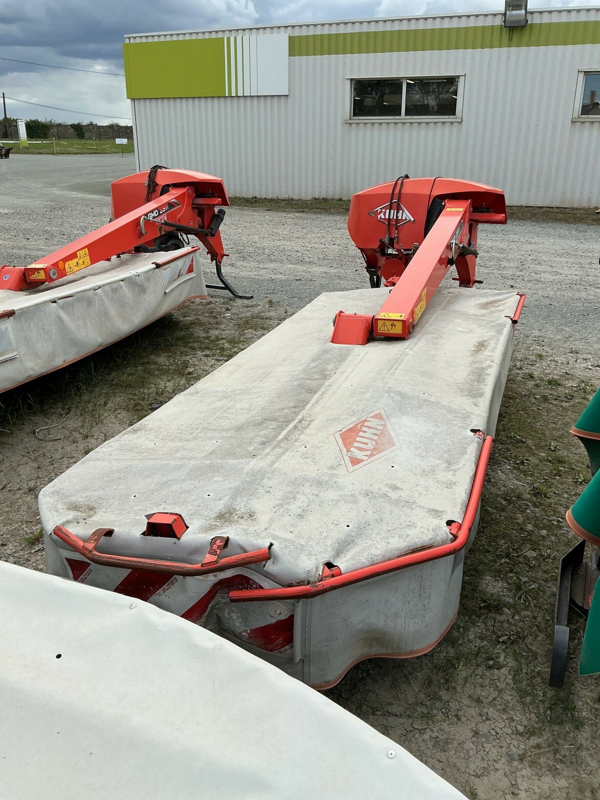 Mähwerk Türe ait Kuhn FAUCHEUSE KUHN GMD 3511FF, Gebrauchtmaschine içinde ST CLEMENT DE LA PLACE (resim 5)