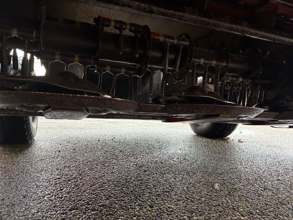 Mähwerk des Typs Kuhn FC 250 G, Gebrauchtmaschine in VERNOUX EN VIVARAIS (Bild 2)