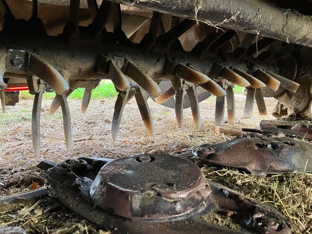 Mähwerk a típus Kuhn FC 280 F, Gebrauchtmaschine ekkor: MORLHON LE HAUT (Kép 9)