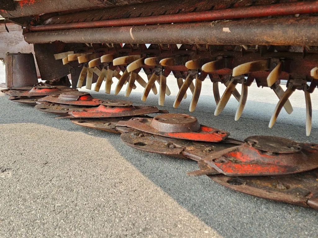 Mähwerk Türe ait Kuhn FC 283 achtermaaier, Gebrauchtmaschine içinde BENNEKOM (resim 11)