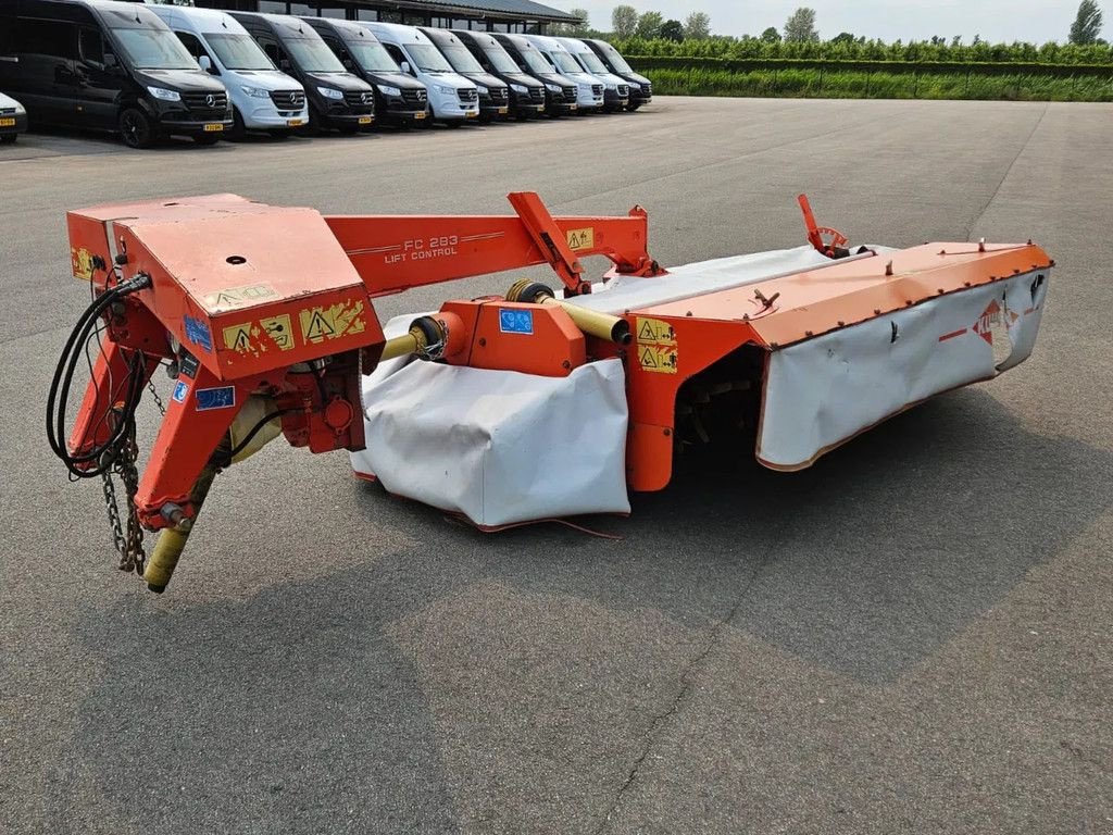 Mähwerk Türe ait Kuhn FC 283 achtermaaier, Gebrauchtmaschine içinde BENNEKOM (resim 9)