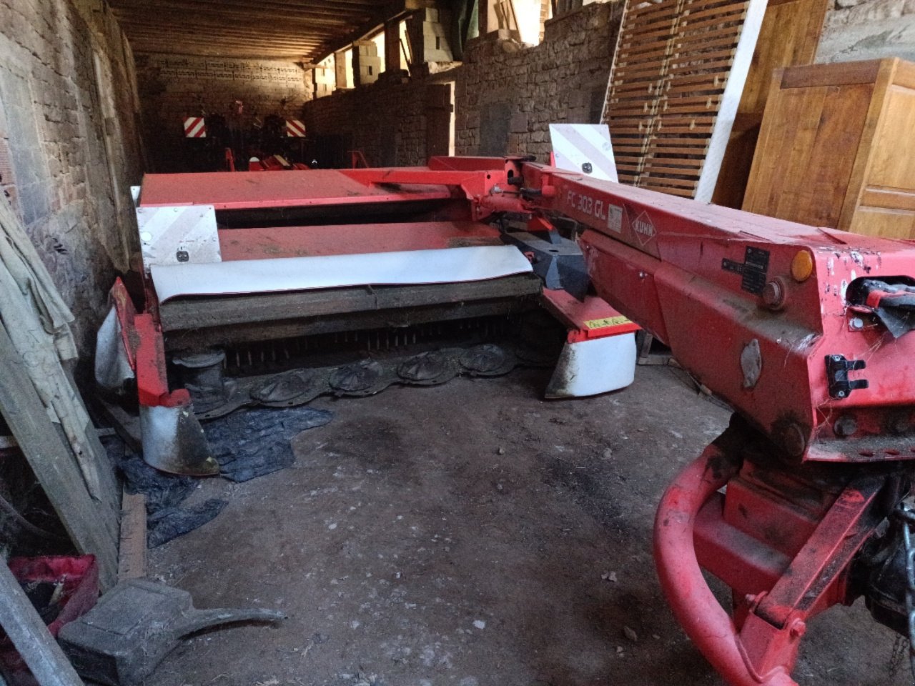 Mähwerk typu Kuhn FC 303 GL, Gebrauchtmaschine v MANDRES-SUR-VAIR (Obrázek 2)