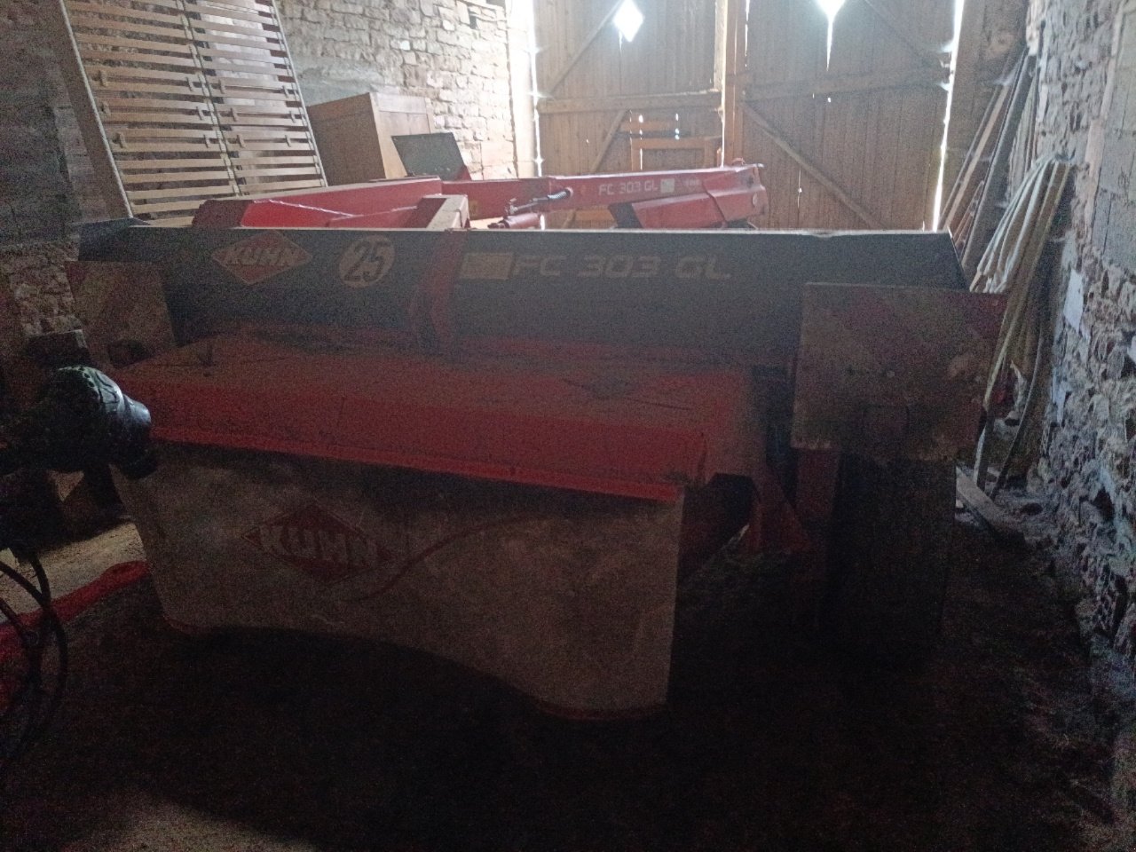 Mähwerk typu Kuhn FC 303 GL, Gebrauchtmaschine v MANDRES-SUR-VAIR (Obrázek 10)