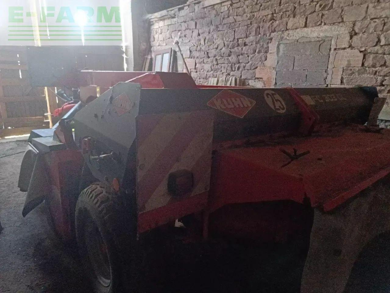 Mähwerk typu Kuhn fc 303 gl, Gebrauchtmaschine v CHAUVONCOURT (Obrázek 8)