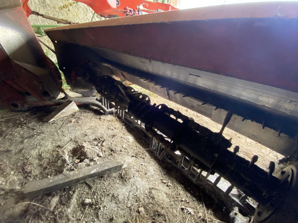 Mähwerk des Typs Kuhn FC 303 GL, Gebrauchtmaschine in BELLAC (Bild 6)