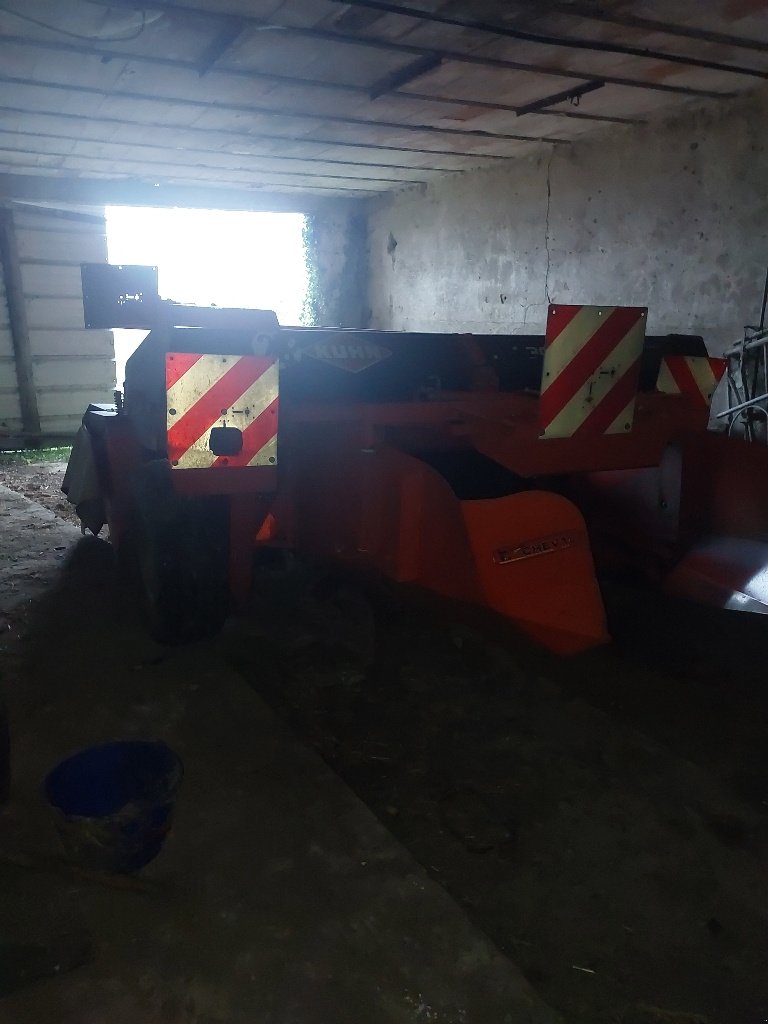 Mähwerk of the type Kuhn FC 303 GLV, Gebrauchtmaschine in BRAS SUR MEUSE (Picture 3)