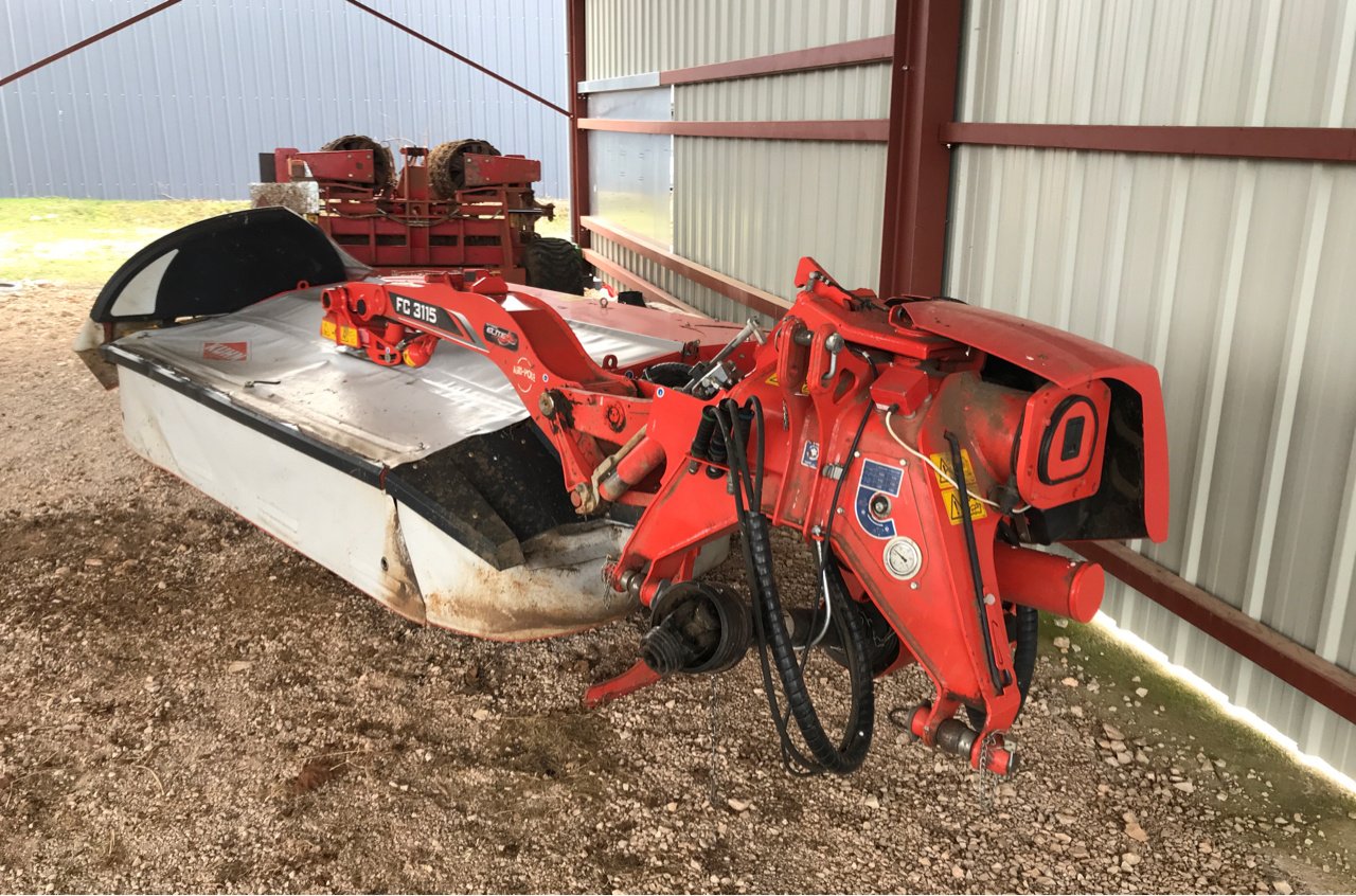 Mähwerk типа Kuhn FC 3115 R FF, Gebrauchtmaschine в MORLHON LE HAUT (Фотография 2)